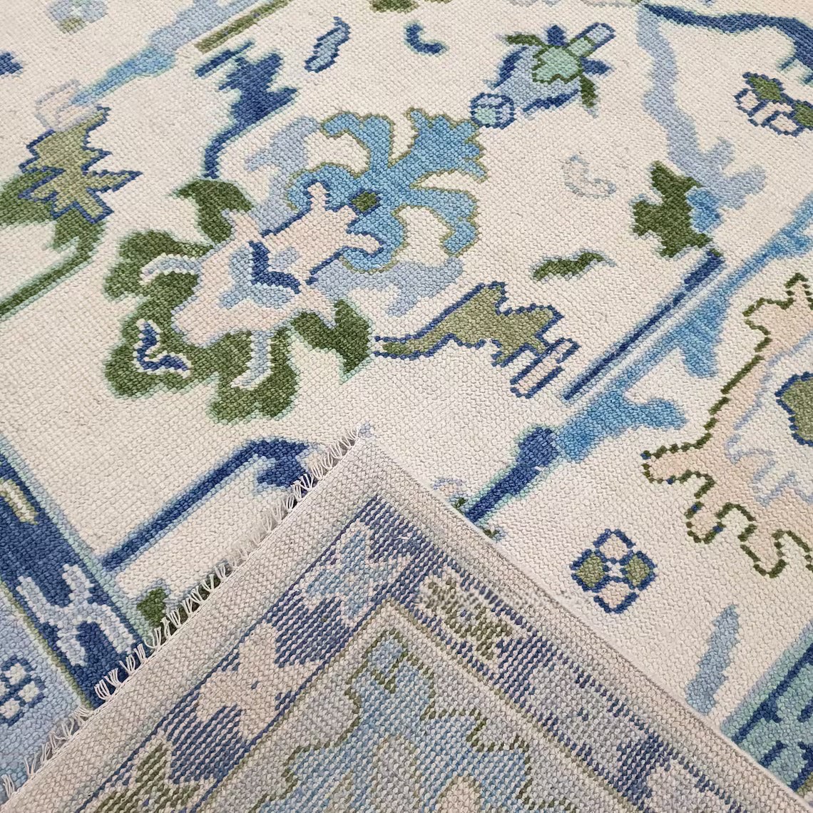 Carpets Carpets for Living room Carpets for bedroom Rugs Carpets for dinning room Carpets for home Floor Carpet Handmade Carpet Hand Knotted