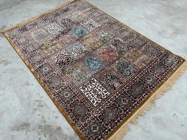 Royal Carpet Silk Carpet Carpets Carpets for Living room Carpets for bedroom Carpets for dinning room Carpets for home Floor Carpet